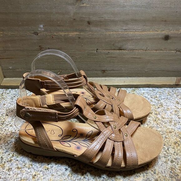 BareTraps sandals brown Sz  - Picture 1 of 6